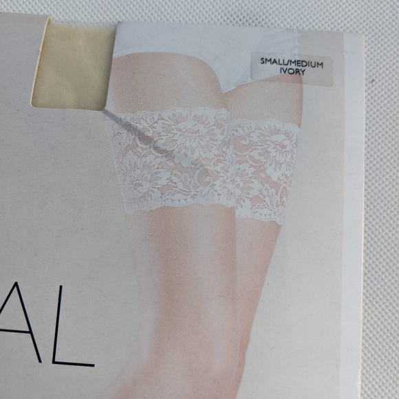 John lewis Bridal lace hold ups - Picture 3 of 5